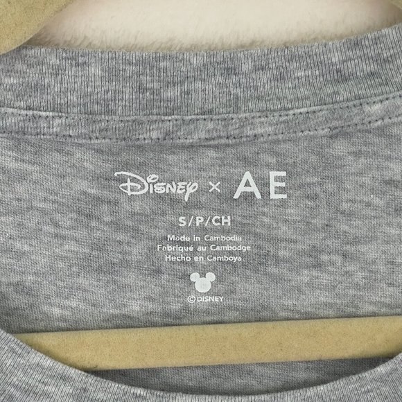 Disney x American Eagle Gray Mickey Mouse Graphic Tee Men's Size Small - Picture 6 of 9